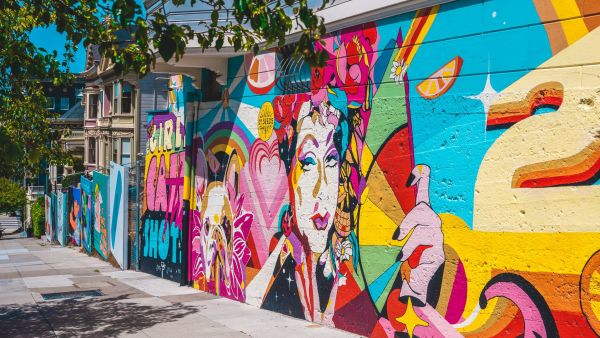 Découvrez l'impact d'Alec Monopoly sur la scène du street art