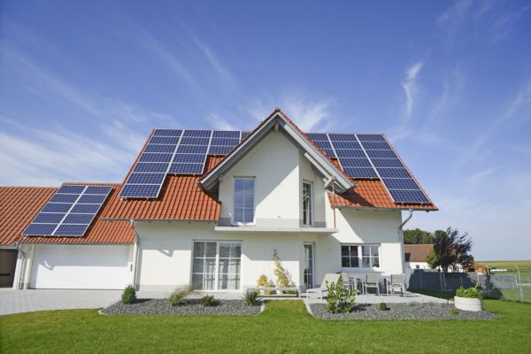 Investissez dans des panneaux solaires photovoltaïques écoénergétiques